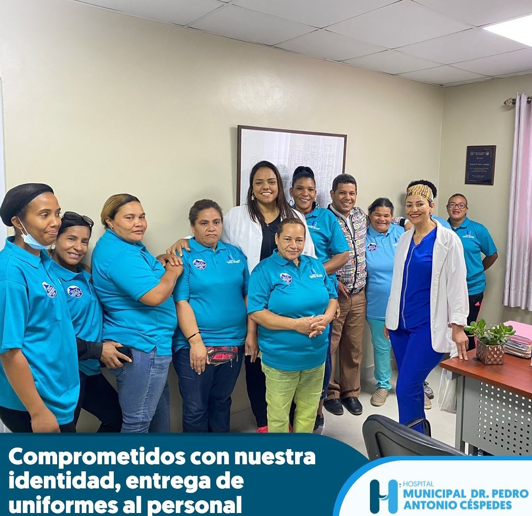 Read more about the article Comprometidos con nuestra identidad,entrega de uniformes al personal de nuestro Hospital Dr. pedro Antonio céspedes